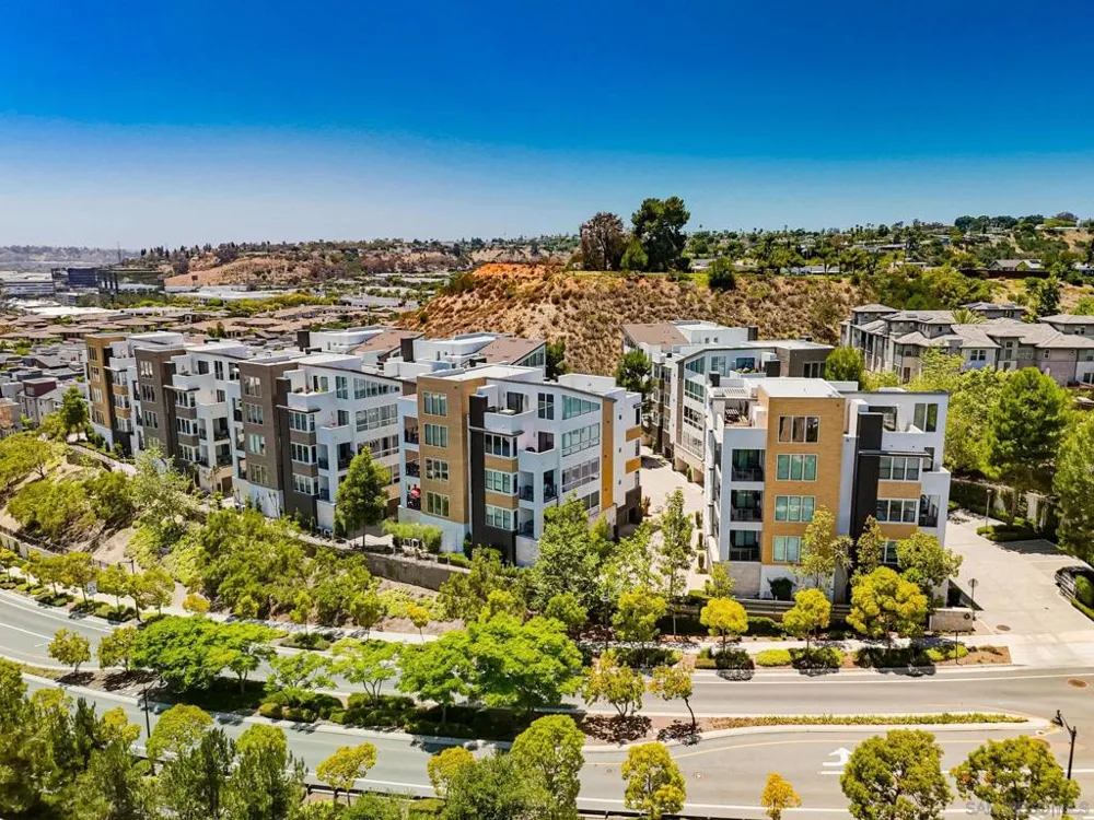 8442 Distinctive Dr. San Diego, CA 92108