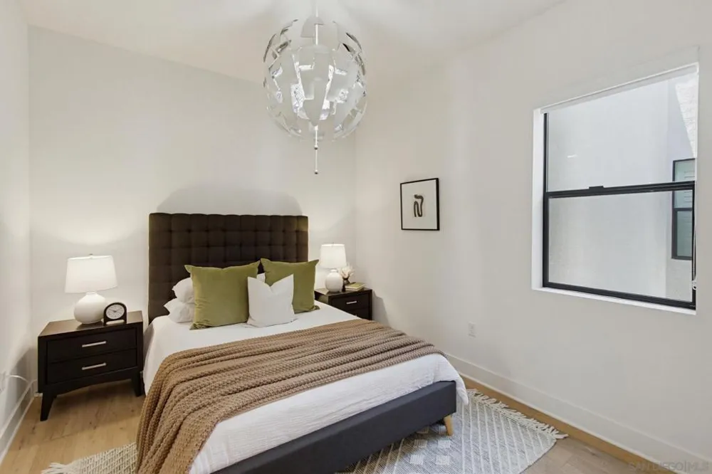 8442 Distinctive Dr. San Diego, CA 92108