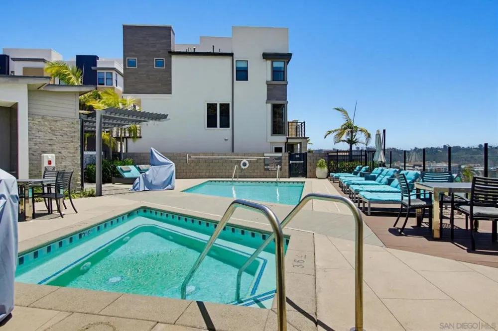 8442 Distinctive Dr. San Diego, CA 92108