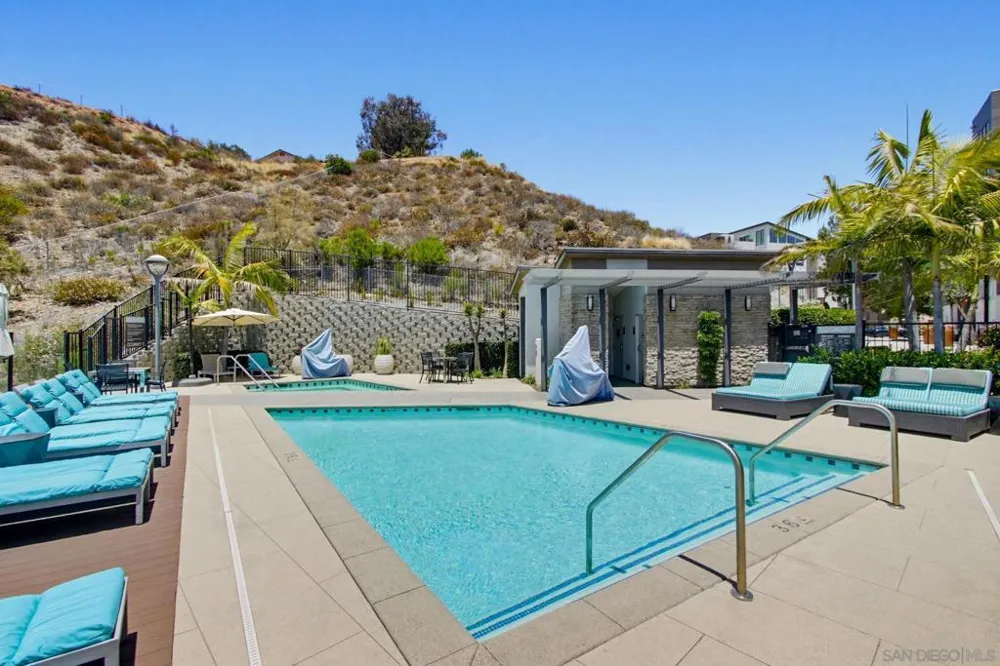 8442 Distinctive Dr. San Diego, CA 92108