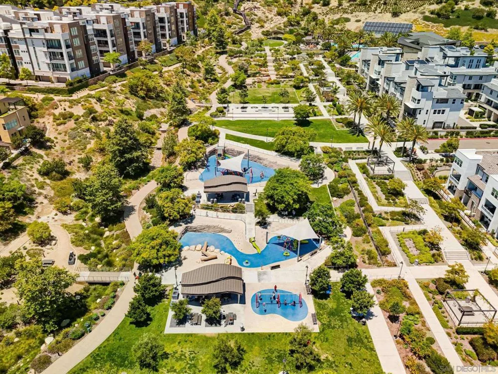 8442 Distinctive Dr. San Diego, CA 92108