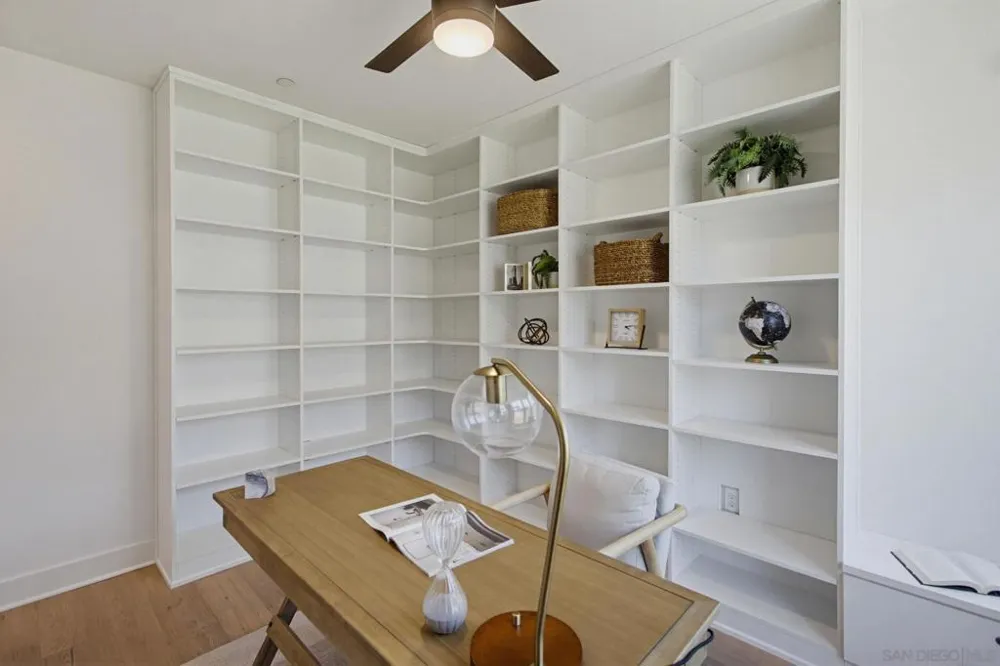 8442 Distinctive Dr. San Diego, CA 92108