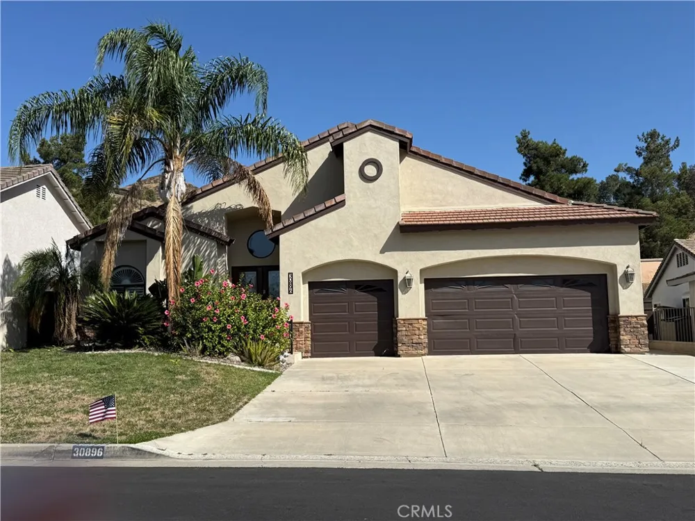 30896 Emperor Canyon Lake, CA 92587