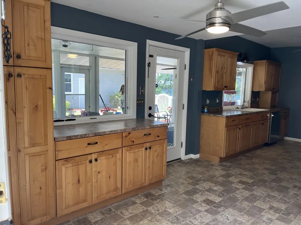 6466 Westshore Drive Oscoda Charter Township, MI 48750