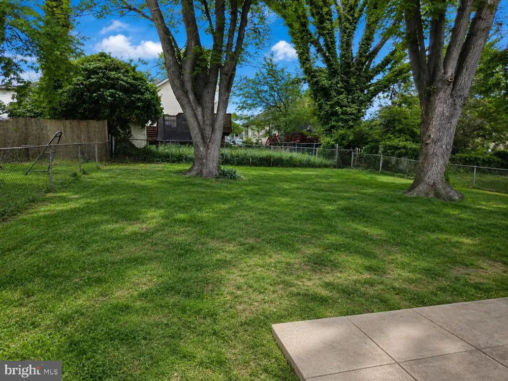 104 W ELM AVENUE Baltimore, MD 21206
