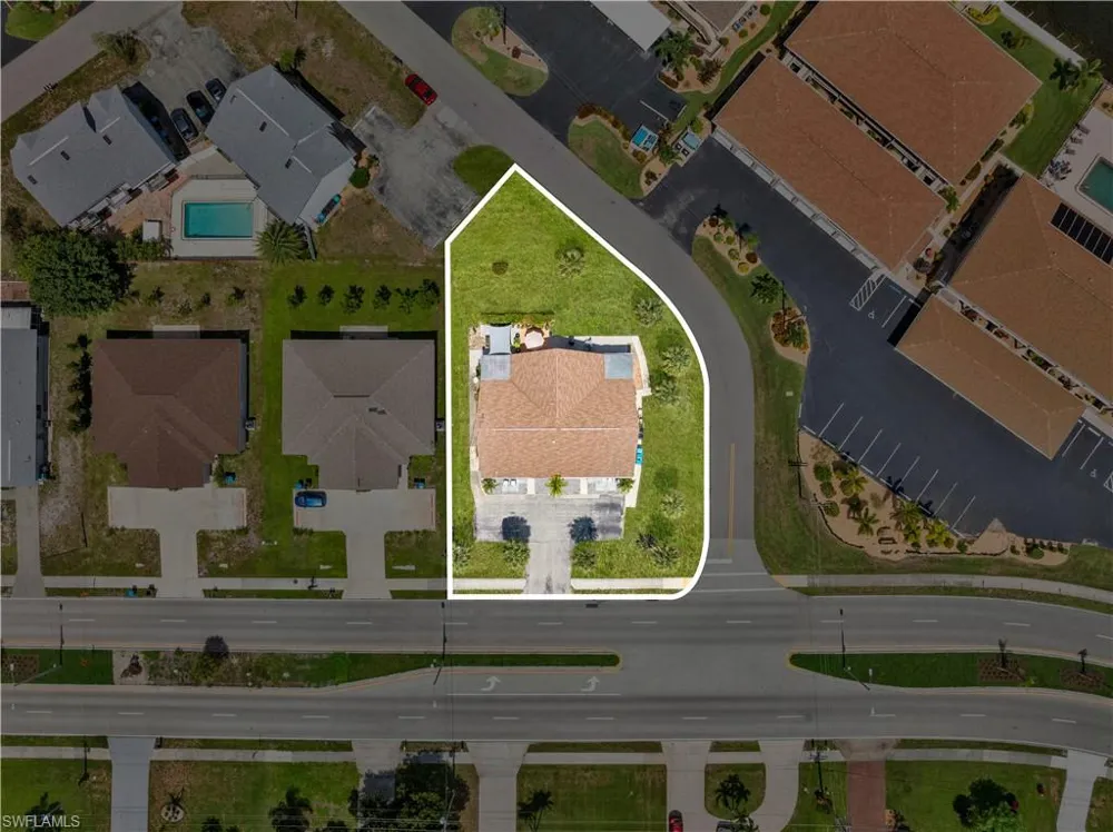 4353 Country Club Boulevard #C Cape Coral, FL 33904
