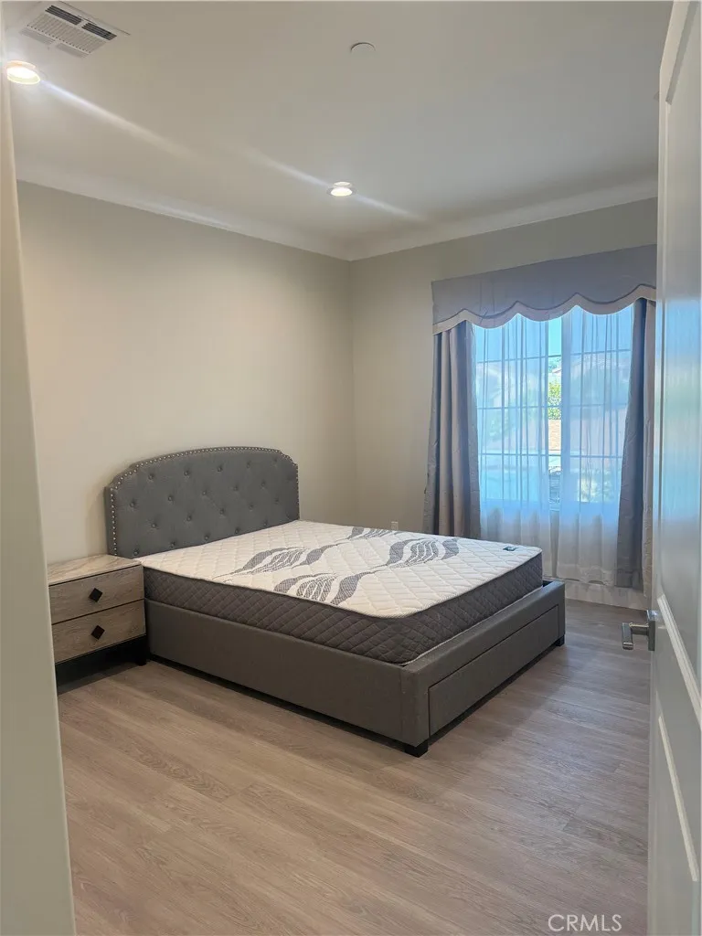 8102 Graves Avenue Rosemead, CA 91770