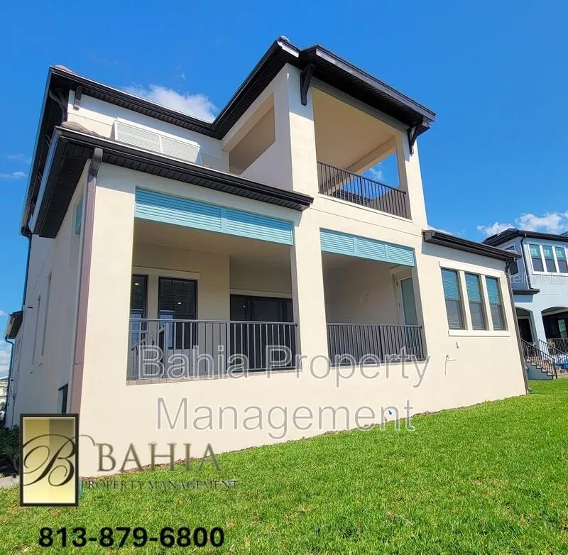 1074 SEAGRAPE DRIVE Ruskin, FL 33570