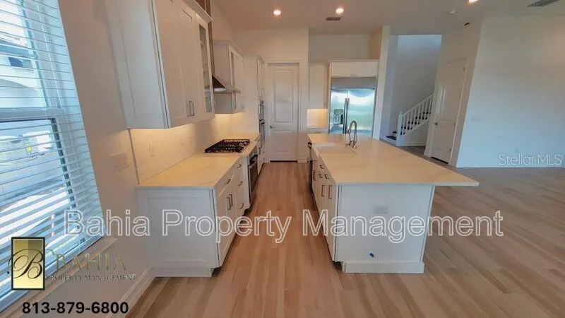1074 SEAGRAPE DRIVE Ruskin, FL 33570