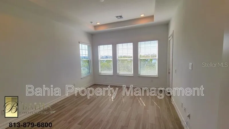 1074 SEAGRAPE DRIVE Ruskin, FL 33570