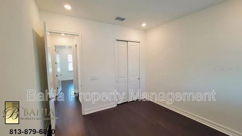 1074 SEAGRAPE DRIVE Ruskin, FL 33570