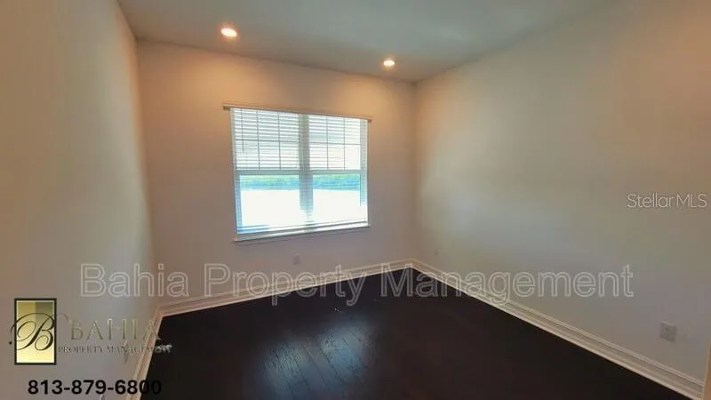 1074 SEAGRAPE DRIVE Ruskin, FL 33570