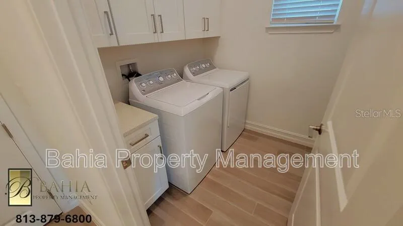 1074 SEAGRAPE DRIVE Ruskin, FL 33570