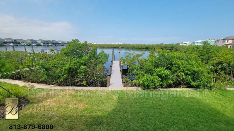 1074 SEAGRAPE DRIVE Ruskin, FL 33570