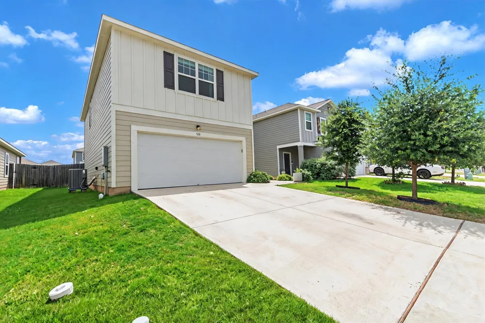 132 Thistle Lane Maxwell, TX 78656