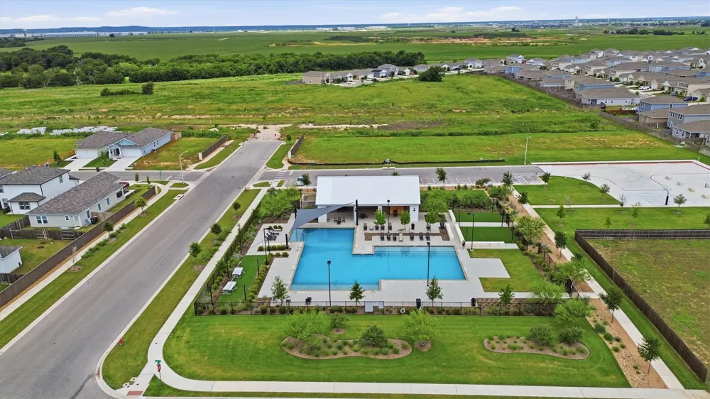 132 Thistle Lane Maxwell, TX 78656