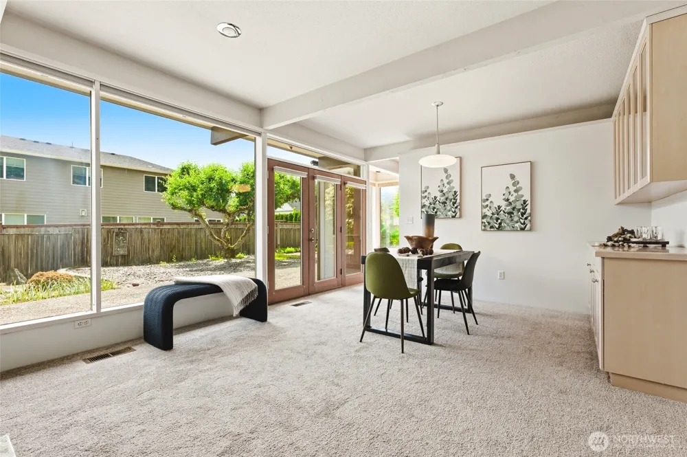 2406 Emerald Drive Milton, WA 98354