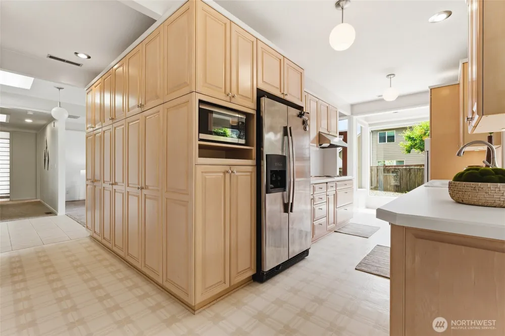 2406 Emerald Drive Milton, WA 98354