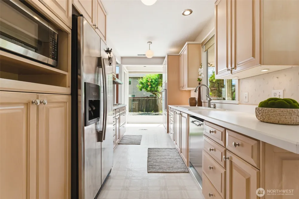2406 Emerald Drive Milton, WA 98354