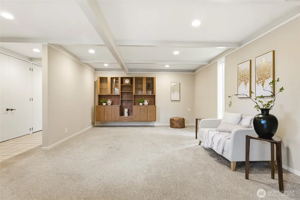 2406 Emerald Drive Milton, WA 98354