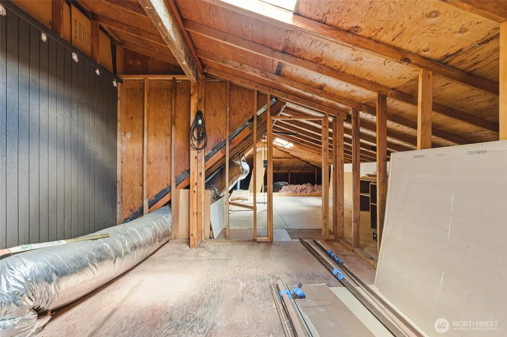 2406 Emerald Drive Milton, WA 98354