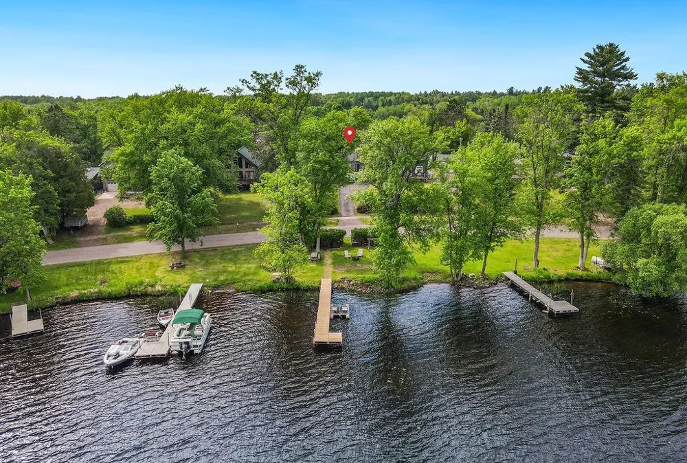 156 Lakeshore Drive Moose Lake, MN 55767