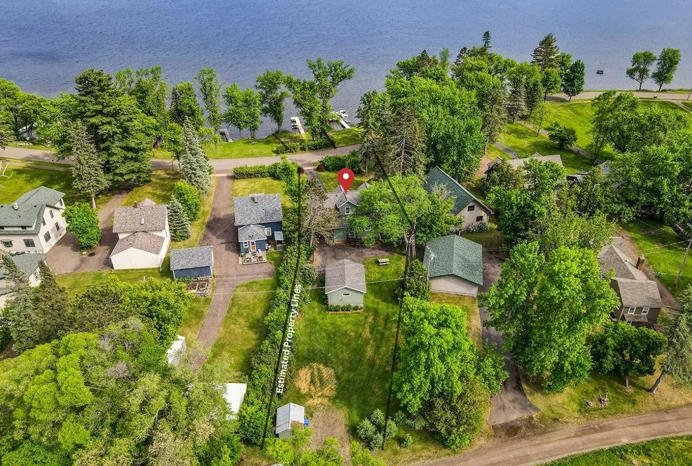156 Lakeshore Drive Moose Lake, MN 55767