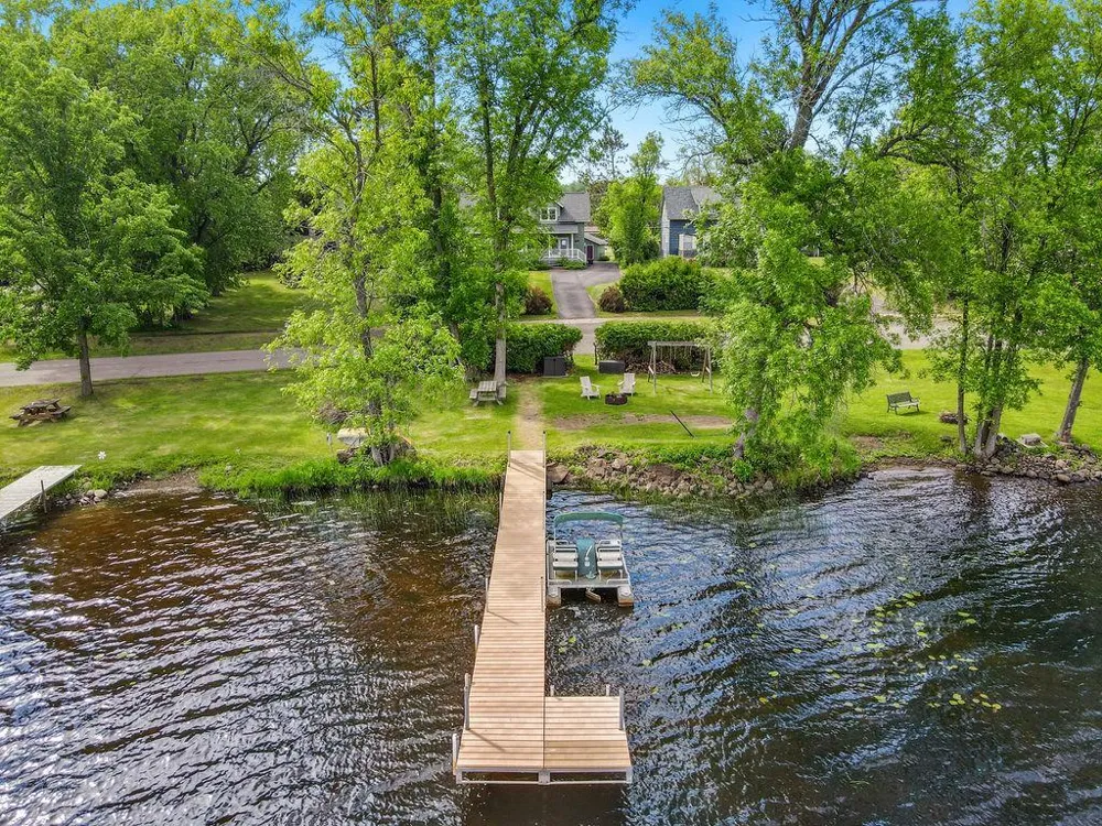 156 Lakeshore Drive Moose Lake, MN 55767