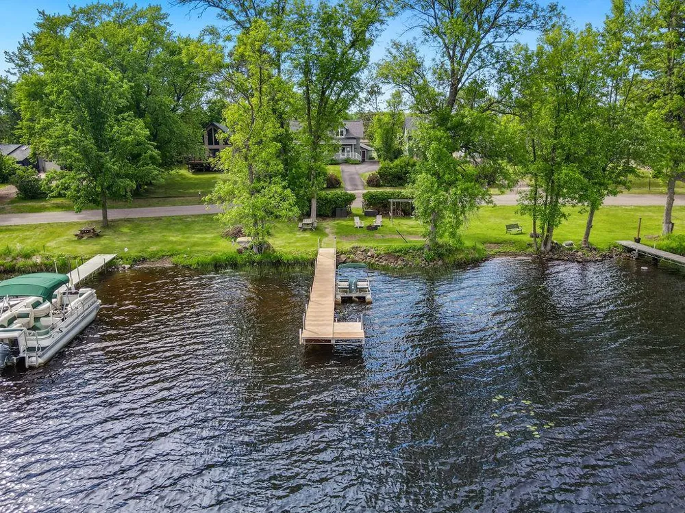 156 Lakeshore Drive Moose Lake, MN 55767
