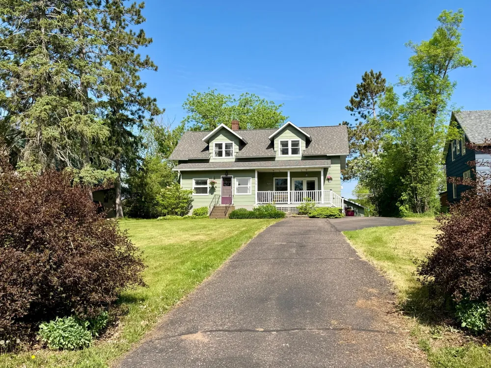 156 Lakeshore Drive Moose Lake, MN 55767