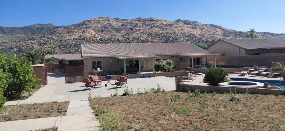 1523 Bryan Street Banning, CA 92220