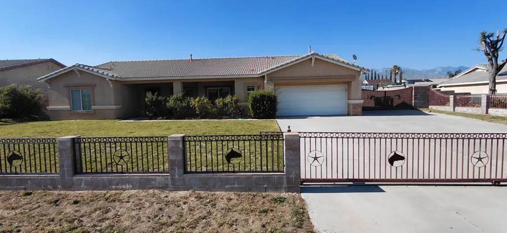 1523 Bryan Street Banning, CA 92220