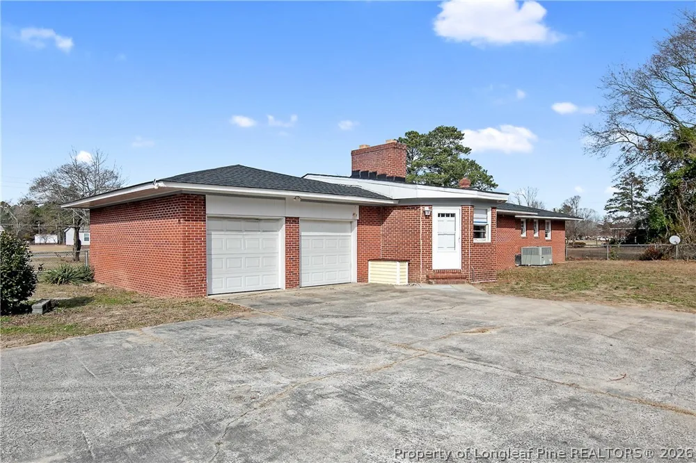 6019 S US Highway 301 Highway S Hope Mills, NC 28348