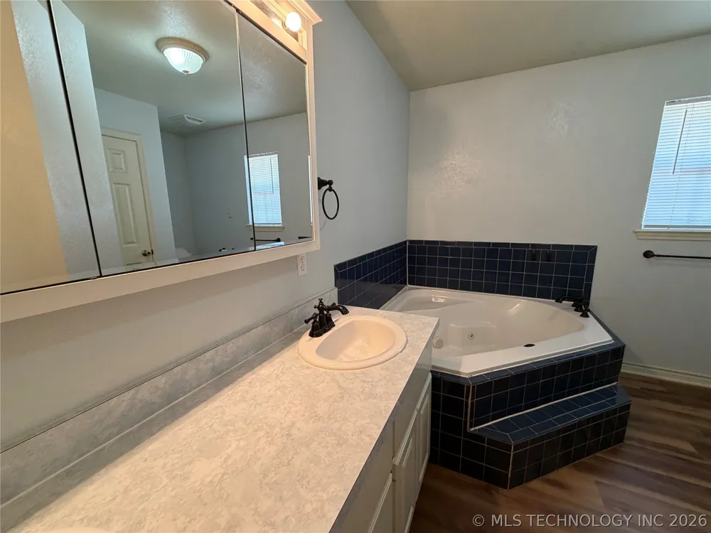 507 E Tonner Calera, OK 74730