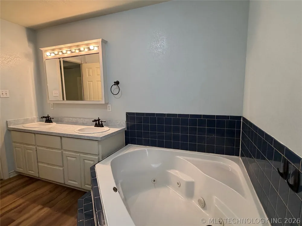 507 E Tonner Calera, OK 74730