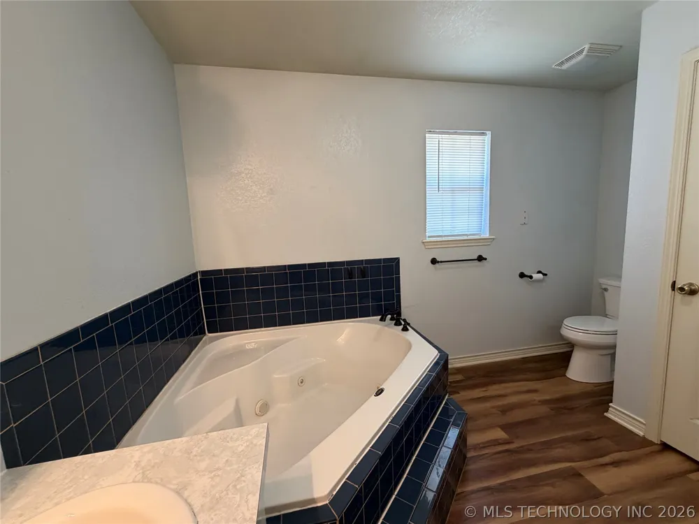 507 E Tonner Calera, OK 74730