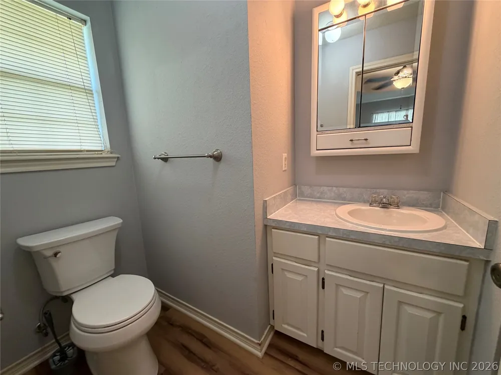 507 E Tonner Calera, OK 74730