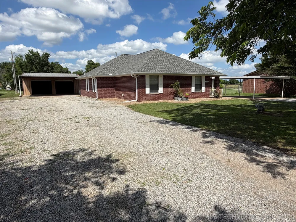 507 E Tonner Calera, OK 74730