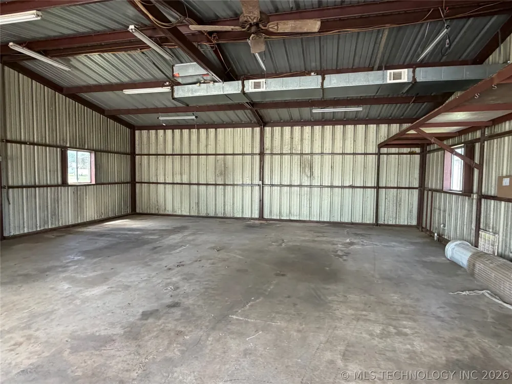 507 E Tonner Calera, OK 74730