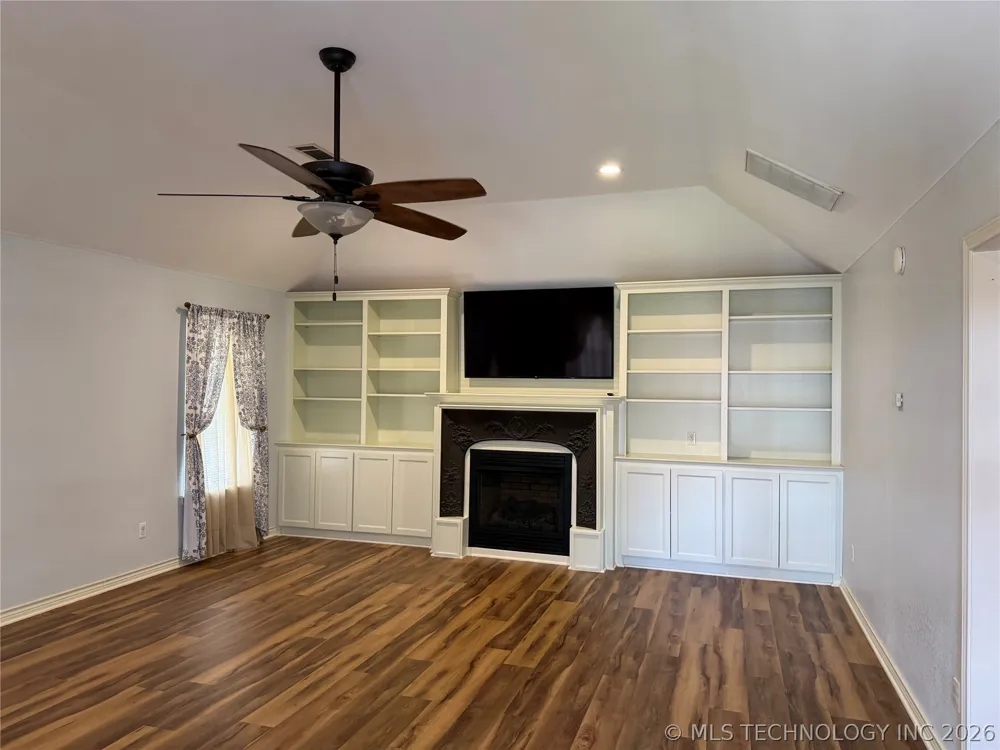 507 E Tonner Calera, OK 74730