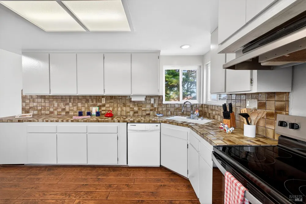 35 Oceana Drive Dillon Beach, CA 94929