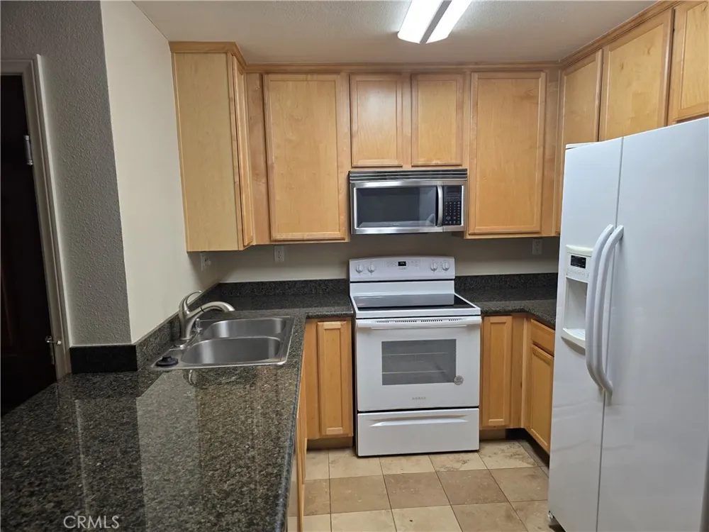 2275 Del Mar Way #106 Corona, CA 92882