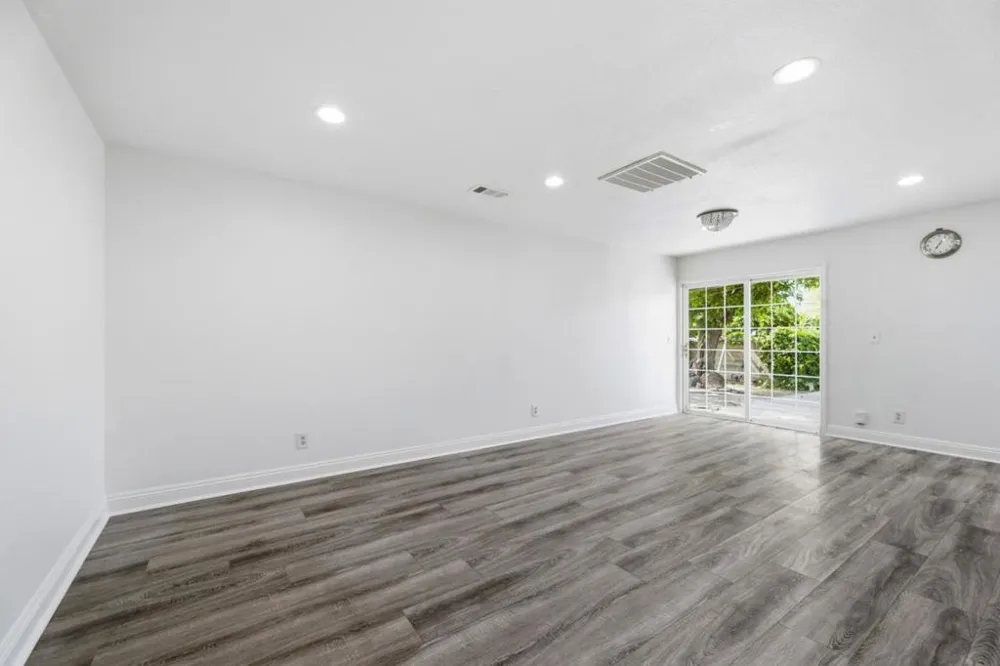 619 Wales Drive Folsom, CA 95630