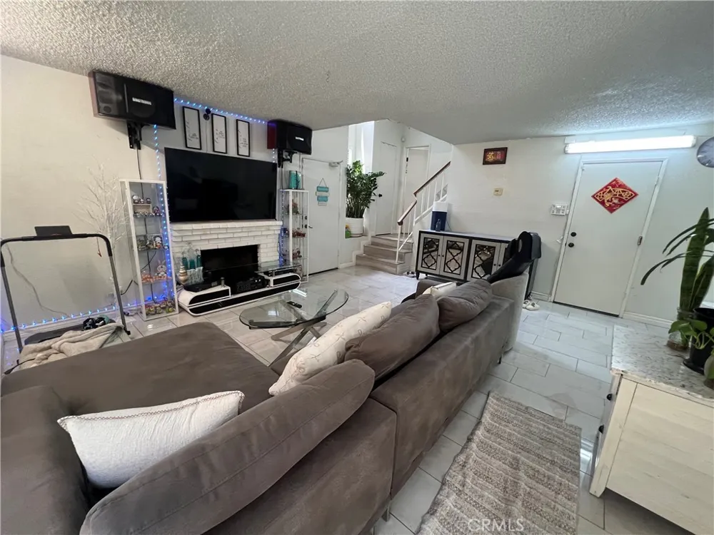 13515 Tracy Baldwin Park, CA 91706