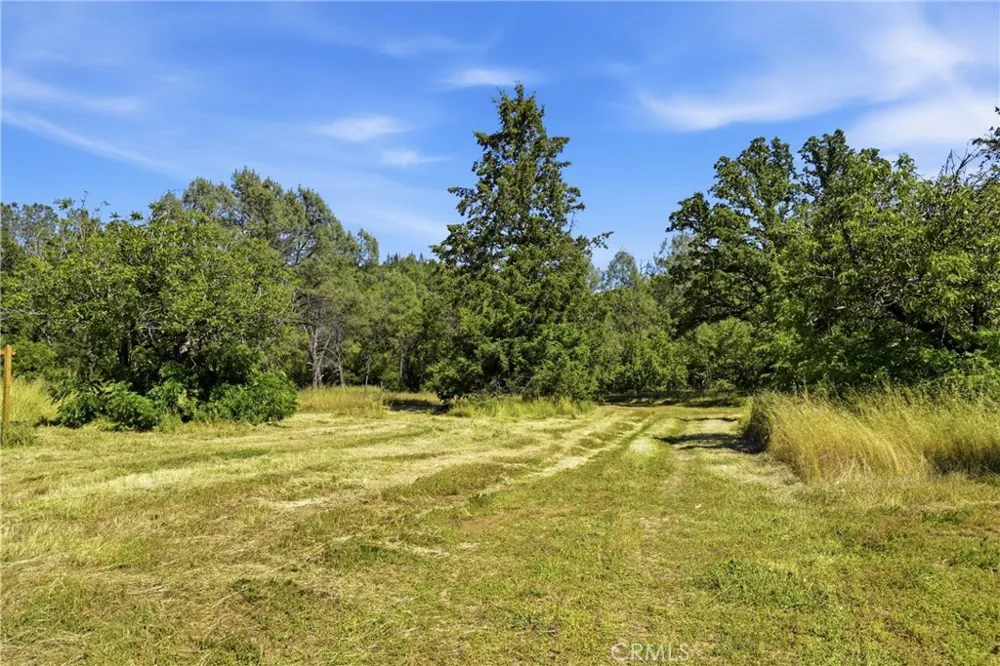 22550 Shady Grove Road Middletown, CA 95461