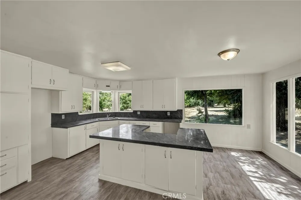 22550 Shady Grove Road Middletown, CA 95461