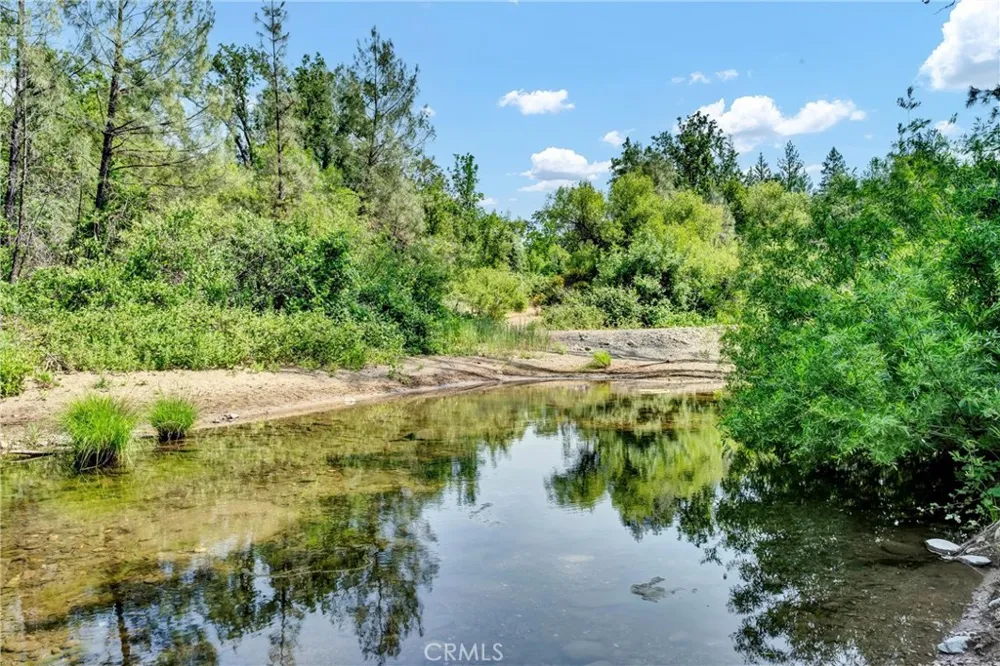 22550 Shady Grove Road Middletown, CA 95461