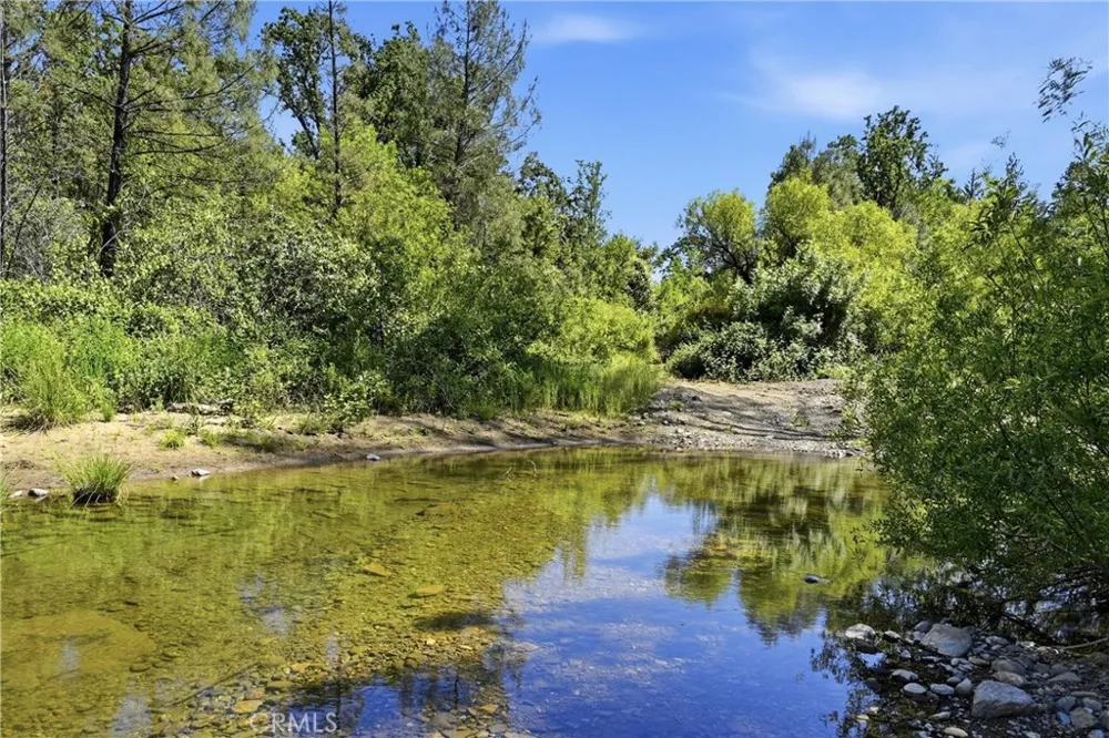 22550 Shady Grove Road Middletown, CA 95461