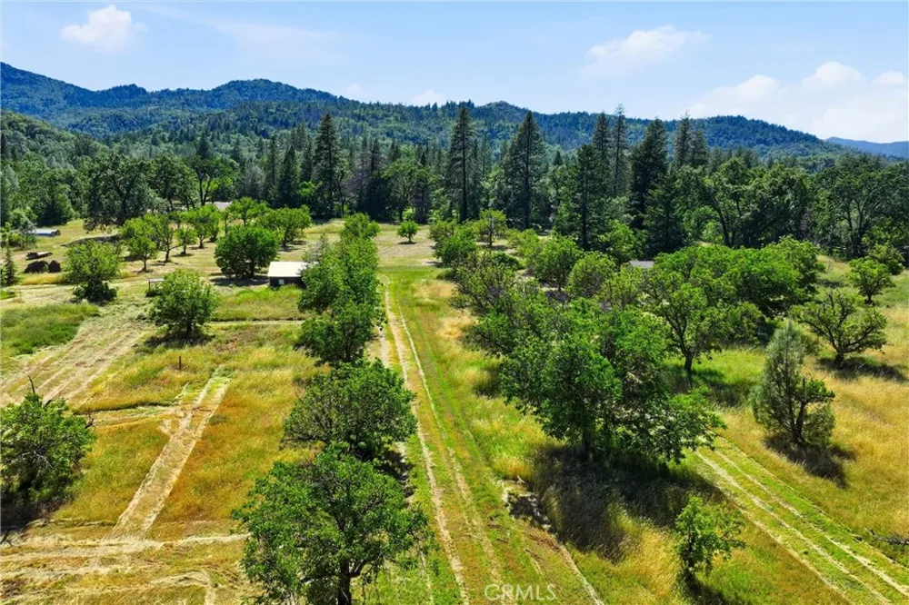 22550 Shady Grove Road Middletown, CA 95461