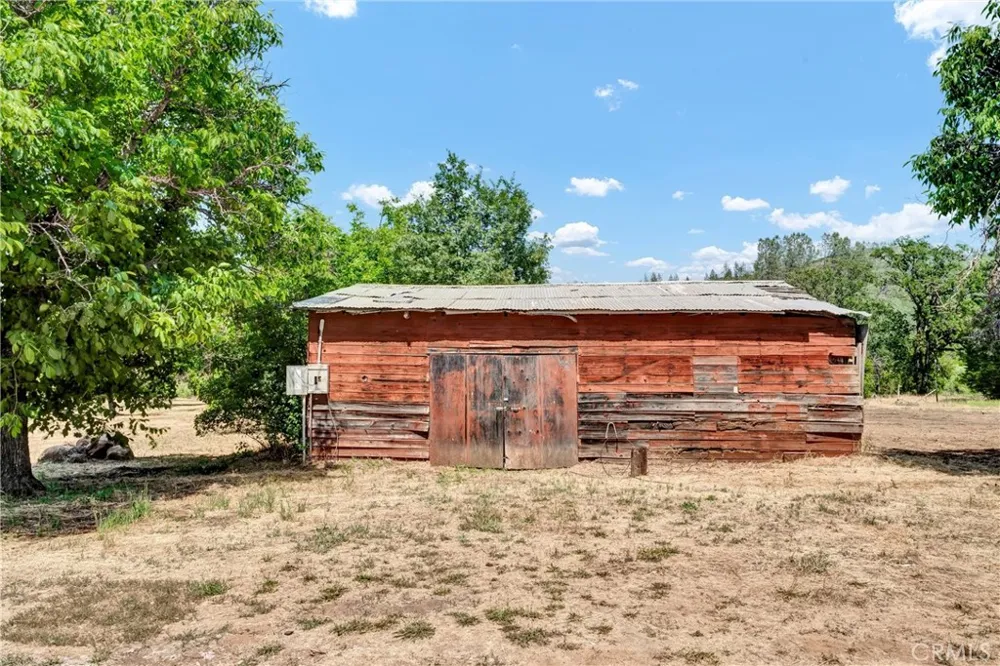 22550 Shady Grove Road Middletown, CA 95461